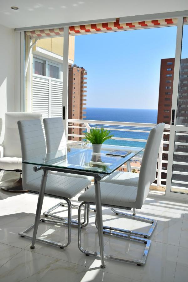 Los Caballos Vip Playa Levante Benidorm Eksteriør bilde