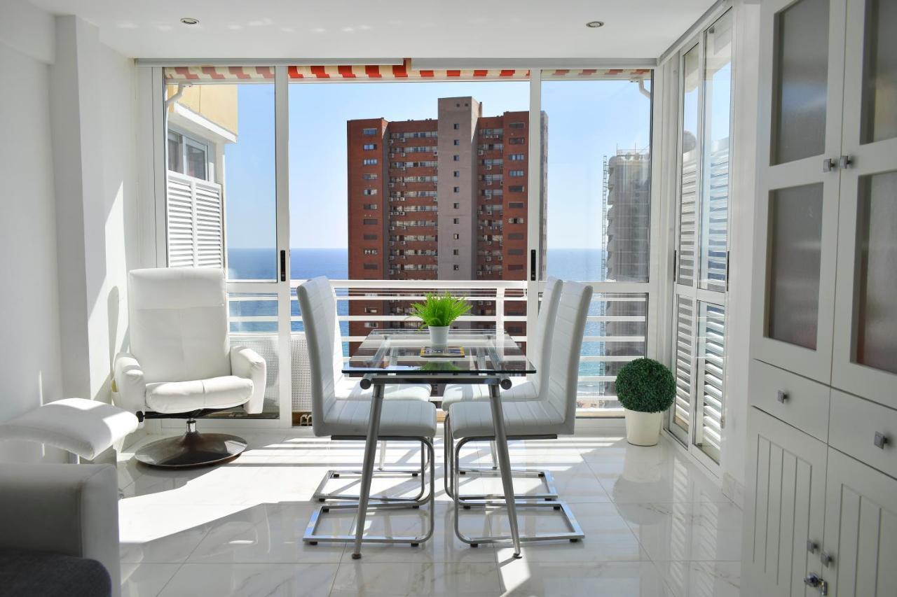 Los Caballos Vip Playa Levante Benidorm Eksteriør bilde